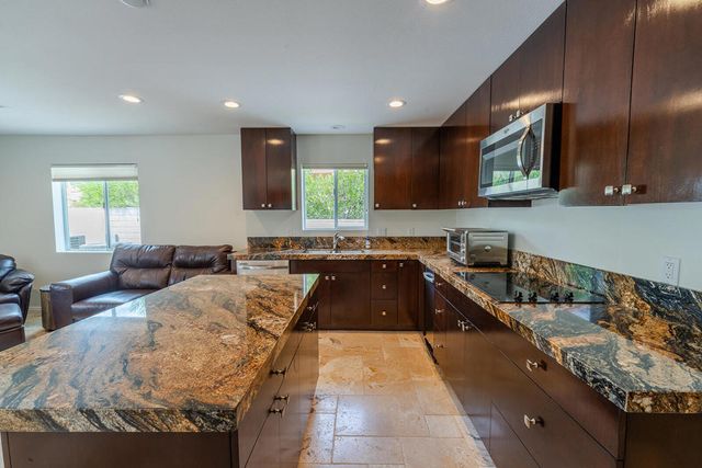 39626 Sweetwater Drive, Palm Desert, CA 92211