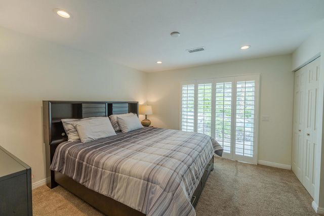 39626 Sweetwater Drive, Palm Desert, CA 92211