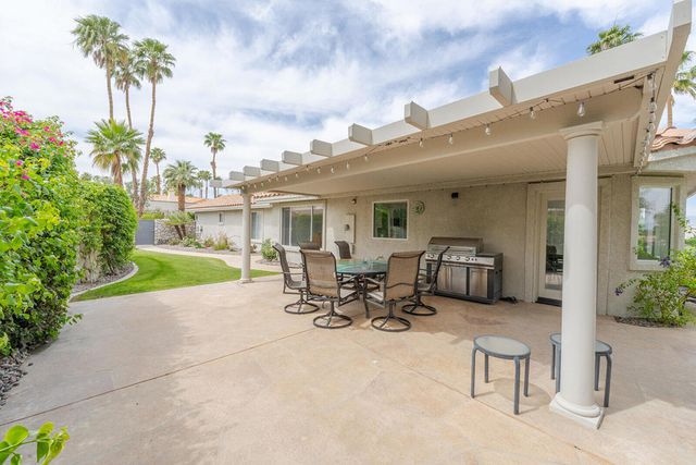 39626 Sweetwater Drive, Palm Desert, CA 92211