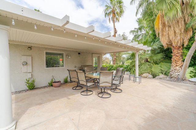 39626 Sweetwater Drive, Palm Desert, CA 92211