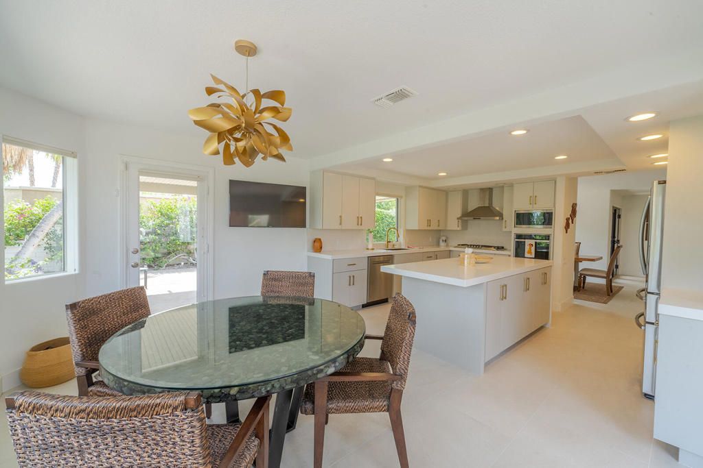 Image 17 of property listing at 39626 Sweetwater Drive, Palm Desert, CA 92211