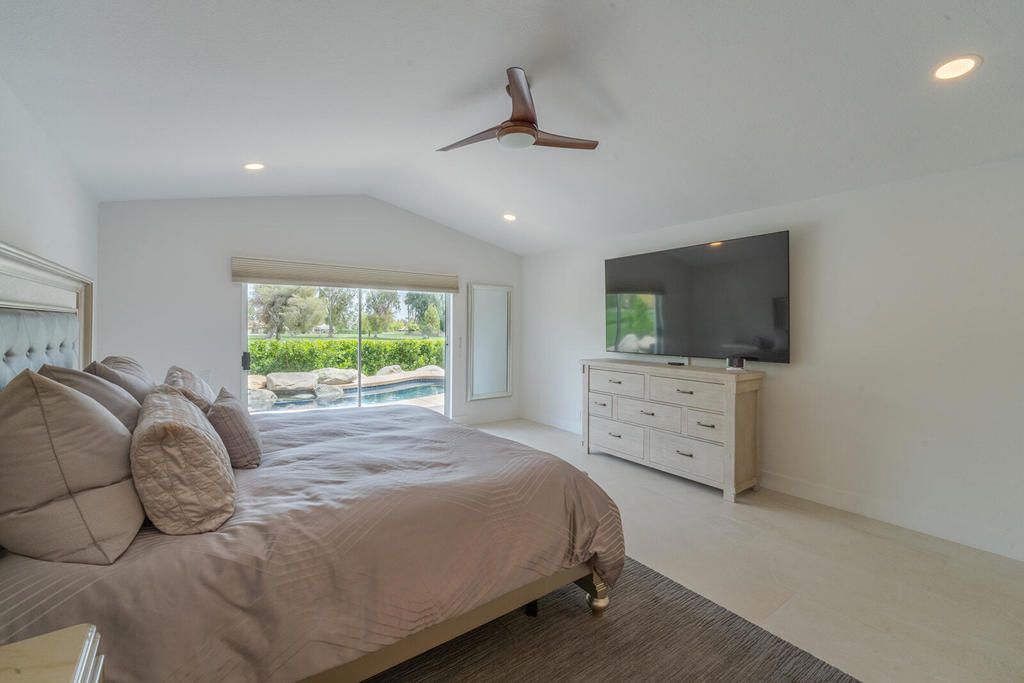 Image 32 of property listing at 39626 Sweetwater Drive, Palm Desert, CA 92211