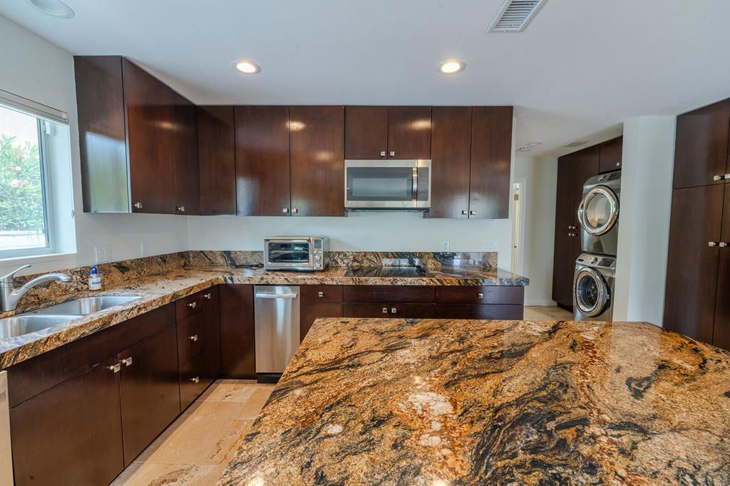 Image 52 of property listing at 39626 Sweetwater Drive, Palm Desert, CA 92211