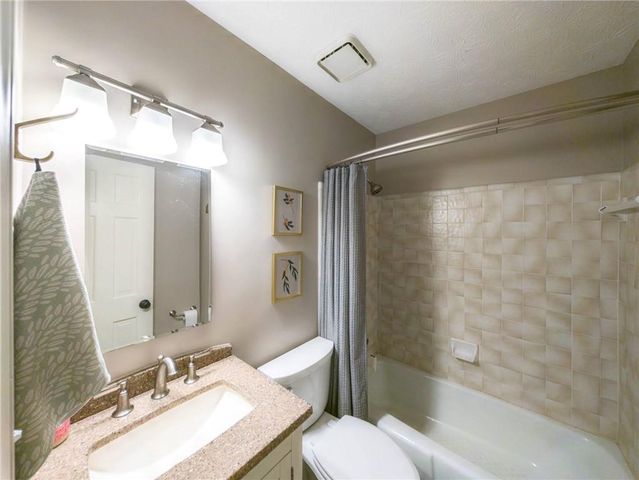 2372 Autumn Leaf Court, Lawrenceville, GA 30044