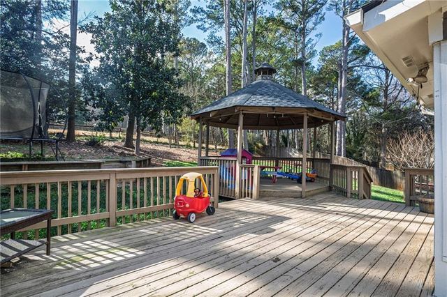 2372 Autumn Leaf Court, Lawrenceville, GA 30044