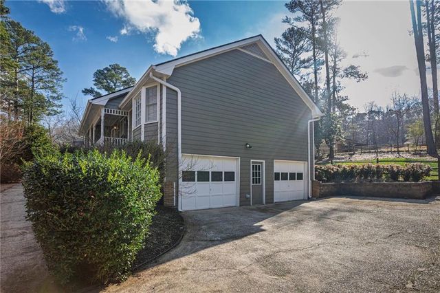 2372 Autumn Leaf Court, Lawrenceville, GA 30044