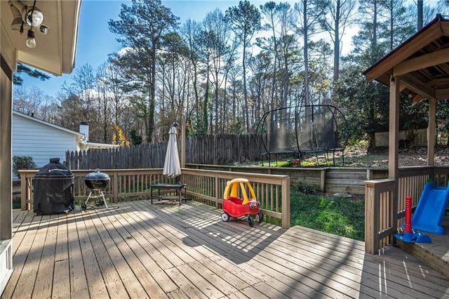 2372 Autumn Leaf Court, Lawrenceville, GA 30044