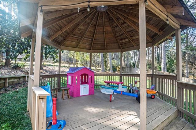 2372 Autumn Leaf Court, Lawrenceville, GA 30044