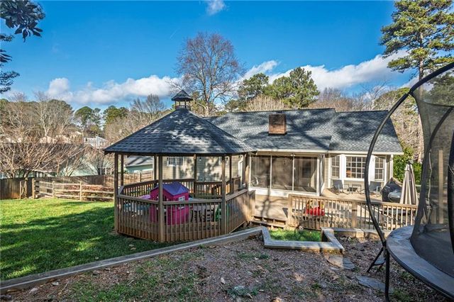 2372 Autumn Leaf Court, Lawrenceville, GA 30044