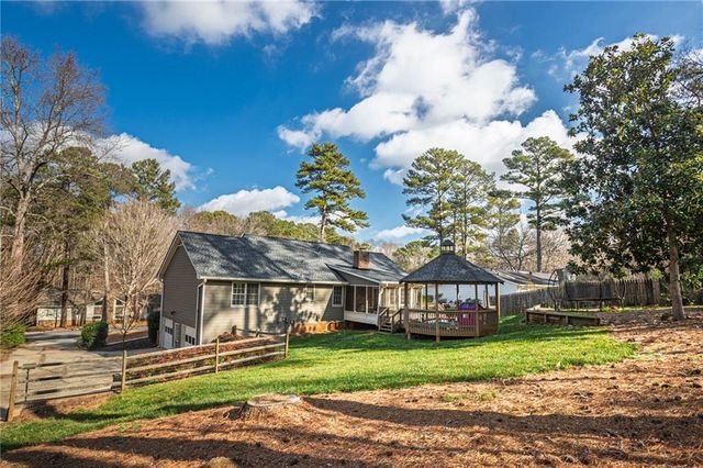 2372 Autumn Leaf Court, Lawrenceville, GA 30044