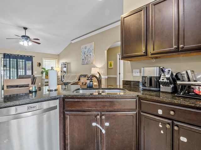 584 Cromwell Drive, Spartanburg, SC 29301