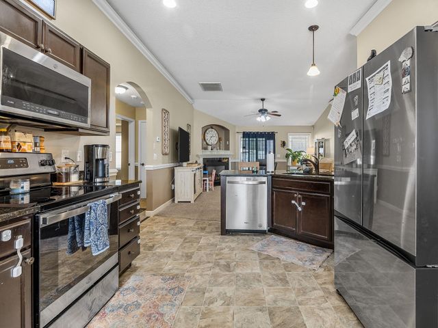 584 Cromwell Drive, Spartanburg, SC 29301