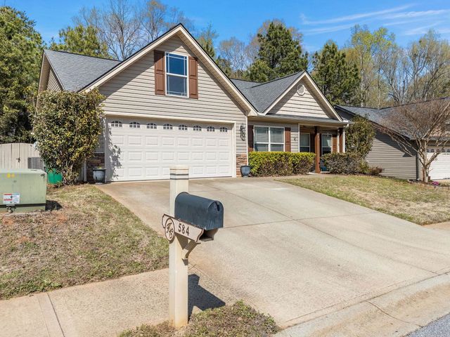 584 Cromwell Drive, Spartanburg, SC 29301