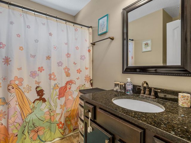 584 Cromwell Drive, Spartanburg, SC 29301