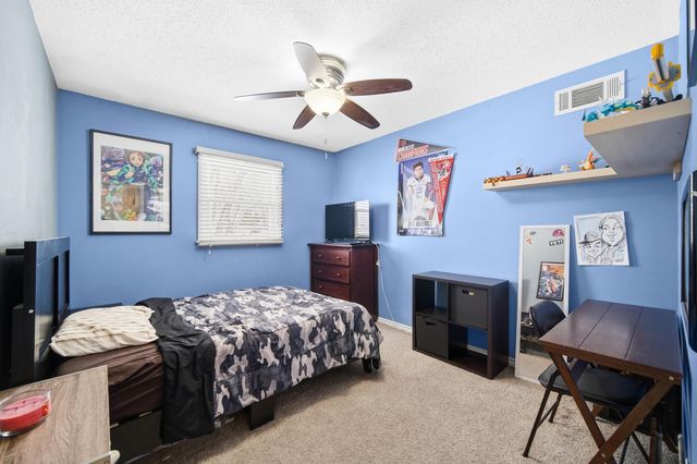 520 211th Street, Dyer, IN 46311