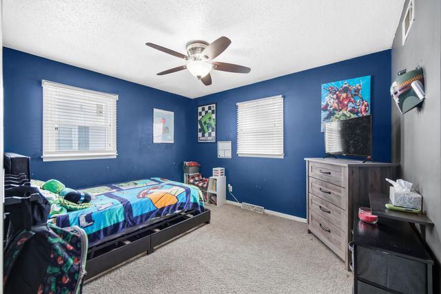 520 211th Street, Dyer, IN 46311