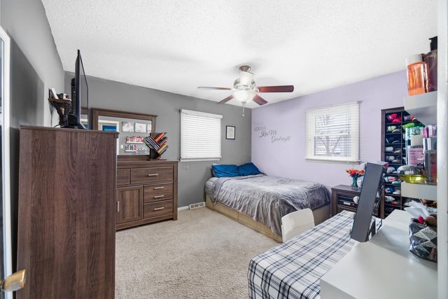 520 211th Street, Dyer, IN 46311