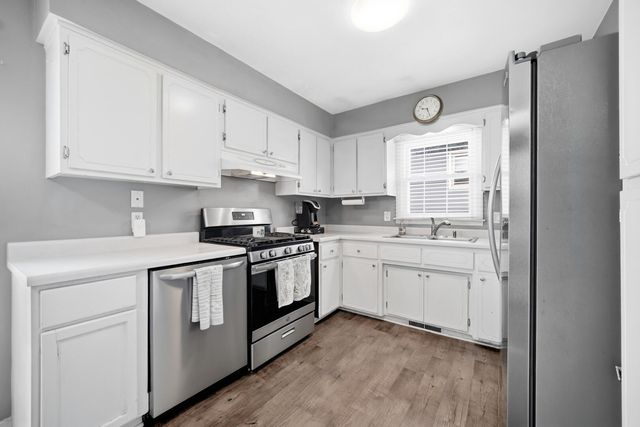 520 211th Street, Dyer, IN 46311