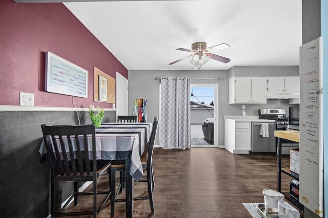 520 211th Street, Dyer, IN 46311