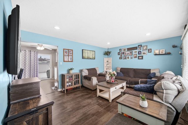 520 211th Street, Dyer, IN 46311