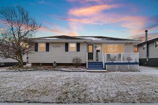 520 211th Street, Dyer, IN 46311