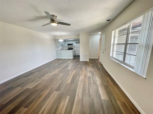 80 WINDTREE LANE 203, Winter Garden, FL 34787