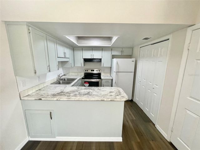 80 WINDTREE LANE 203, Winter Garden, FL 34787