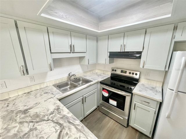 80 WINDTREE LANE 203, Winter Garden, FL 34787