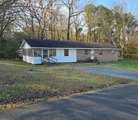 456 Cherokee Lane, Chatsworth, GA 30705