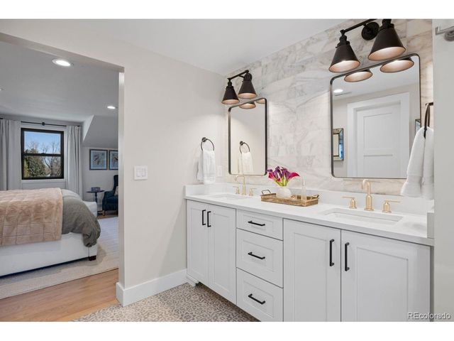 2250 Crestridge Dr, Greenwood Village, CO 80121