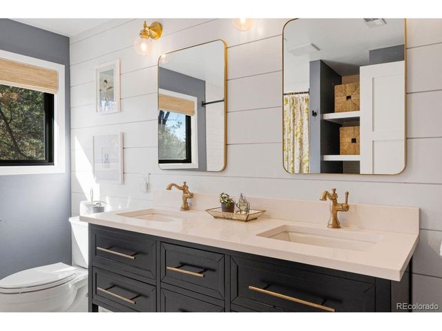 2250 Crestridge Dr, Greenwood Village, CO 80121