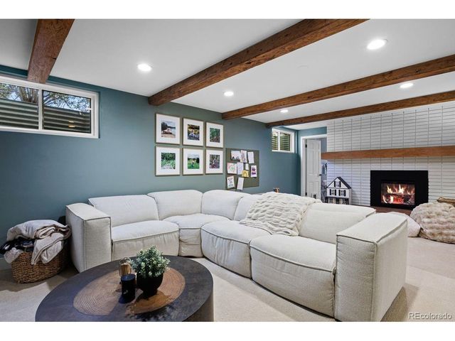 2250 Crestridge Dr, Greenwood Village, CO 80121