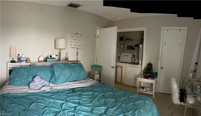 3326 New South Province BLVD # 2, Fort Myers, FL 33907