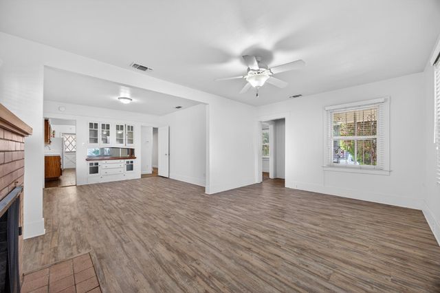 3804 E Kerckhoff Avenue, Fresno, CA 93702