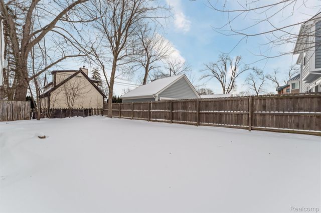 1647 BANBURY Street, Birmingham, MI 48009