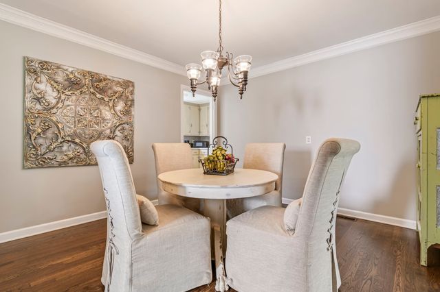 1102 Hiwassee Dr, Columbia, TN 38401