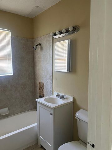 4721 NE 18TH Avenue 0, Pompano Beach, FL 33064