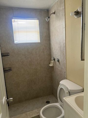 4721 NE 18TH Avenue 0, Pompano Beach, FL 33064