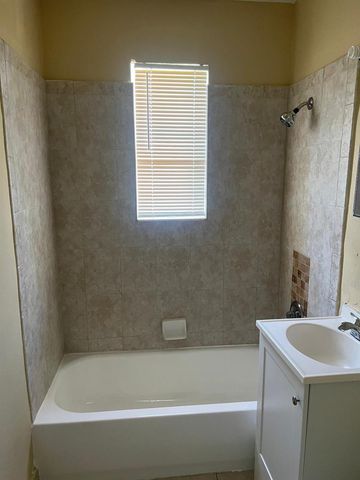 4721 NE 18TH Avenue 0, Pompano Beach, FL 33064