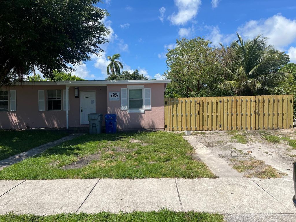 4721 NE 18TH Avenue 0, Pompano Beach, FL 33064