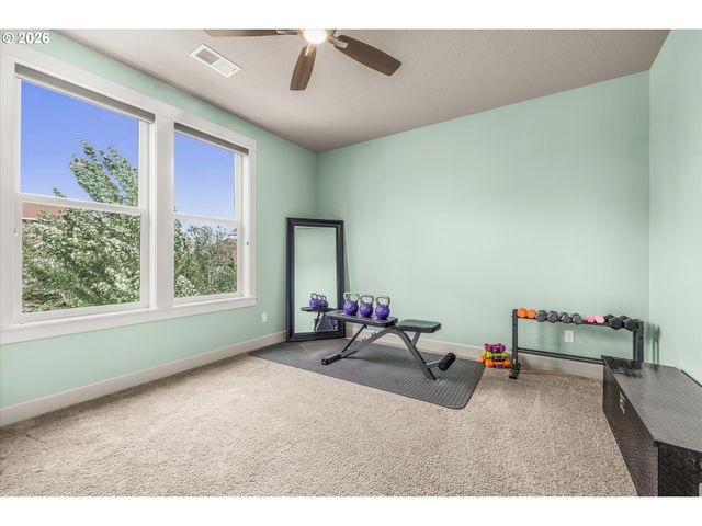 12379 Se 143RD Pl, Happy Valley, OR 97086