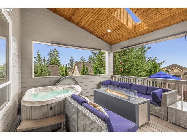12379 Se 143RD Pl, Happy Valley, OR 97086