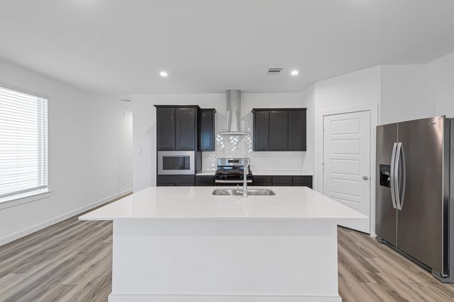 3002 Crown Gate Drive, Houston, TX 77047