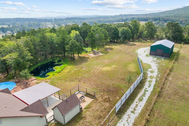 124 Howe Park Road, Kirbyville, MO 65679