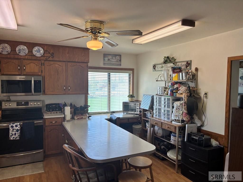 Image 6 of property listing at 194 N 3600 E, Rigby, ID 83442