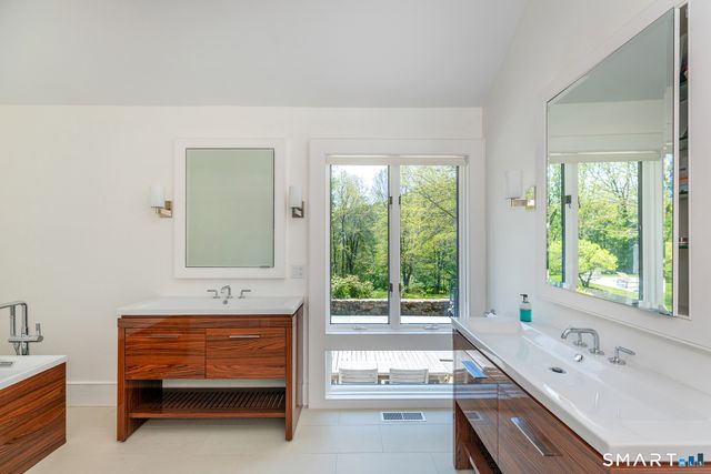 47 Squire Road, Roxbury, CT 06783