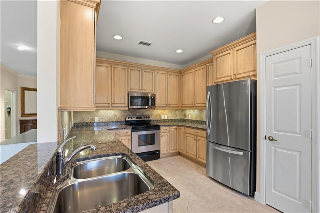 12200 Toscana WAY 102, BONITA SPRINGS, FL 34135 — photo 4