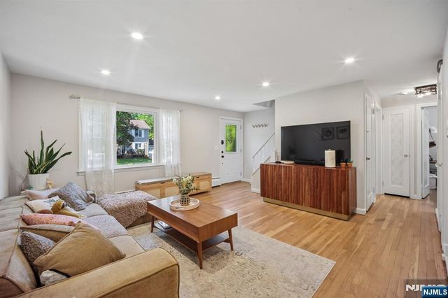 59 Delmar Avenue, Cresskill, NJ 07626