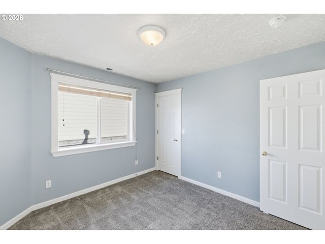 7642 TREBBER St, Keizer, OR 97303