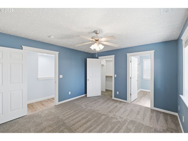 7642 TREBBER St, Keizer, OR 97303